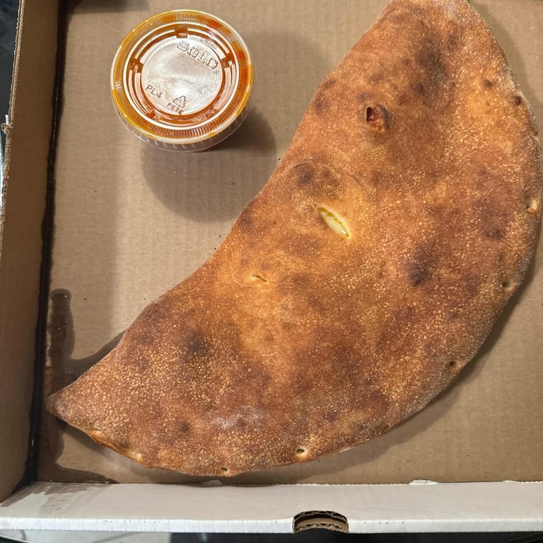 Delicious Stromboli: A Taste of Italy