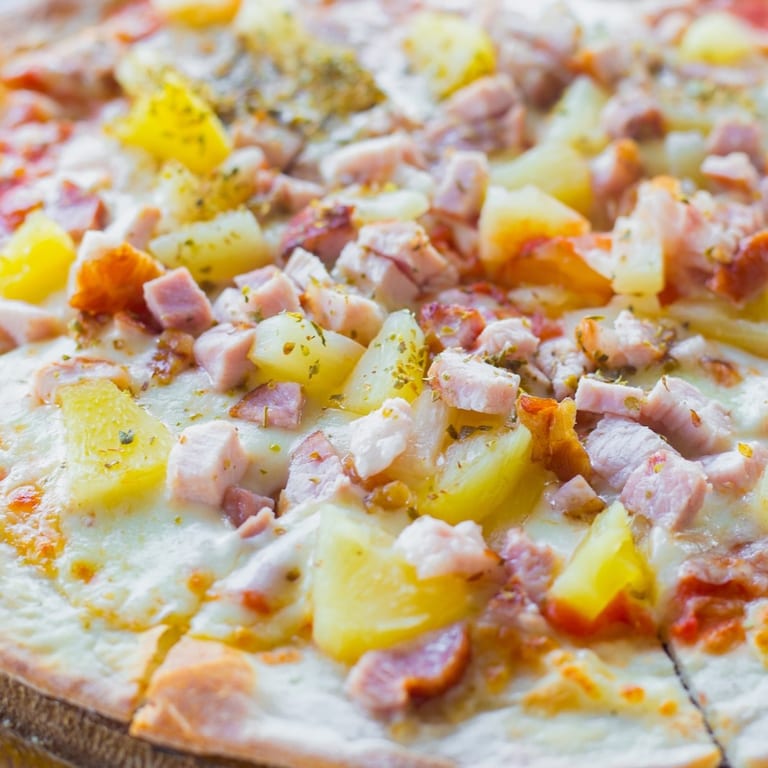 Delicious Hawaiian Pizza and More!