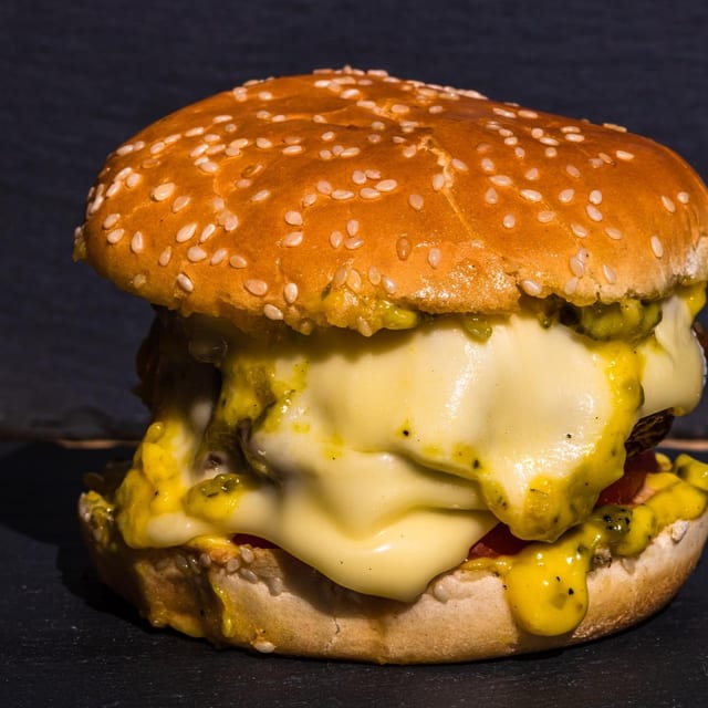 Cheeseburger.